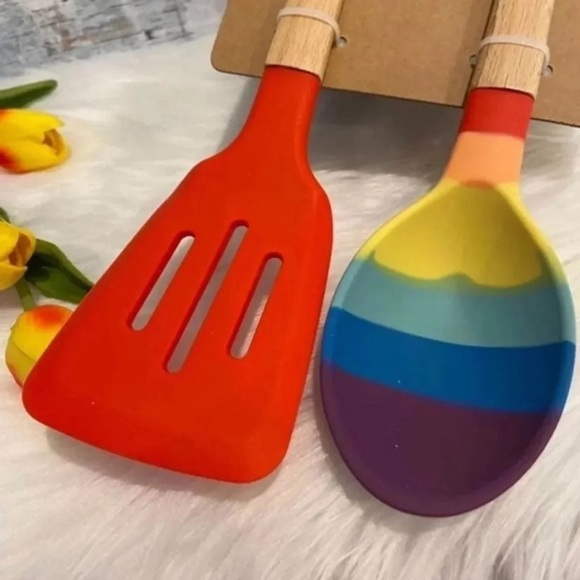 Rae Dunn Full Rainbow Utensils Set - Picture 2 of 3